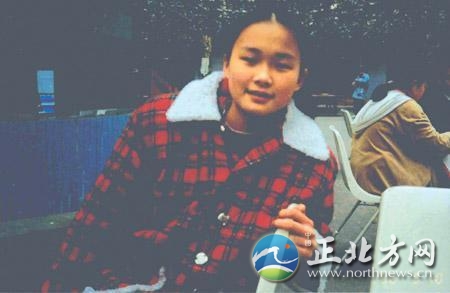 王菲14歲央視唱紅歌青澀照 大小S章子怡兒時(shí)照全遭曝