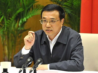 李克強(qiáng)主持召開(kāi)國(guó)務(wù)院常務(wù)會(huì)議研究經(jīng)濟(jì)形勢(shì)