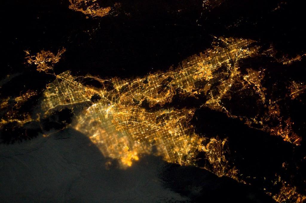國(guó)際空間站宇航員分享國(guó)際都市美景