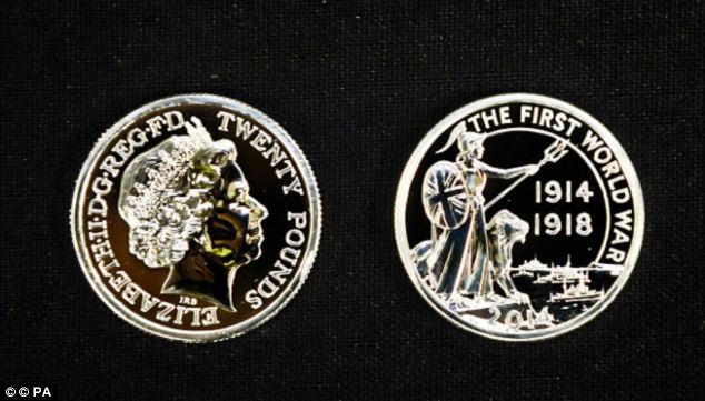 英國(guó)皇家鑄幣廠推新款羊年紀(jì)念幣 融入中國(guó)元素