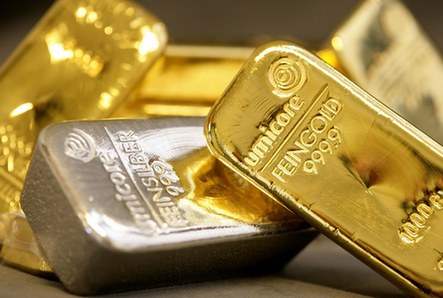 金價(jià)跌2% 銀價(jià)創(chuàng)1年半最大跌幅