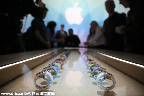 Apple Watch發(fā)售：撕掉“i標(biāo)簽”的產(chǎn)品？