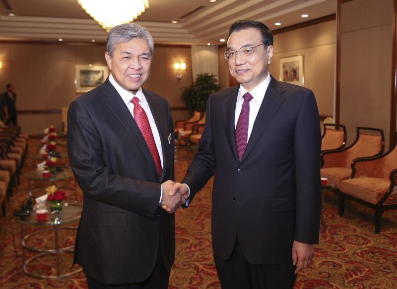 李克強(qiáng)馬來西亞談“雙創(chuàng)”：大企業(yè)與中小企業(yè)協(xié)同促進(jìn)是時(shí)代發(fā)展需要