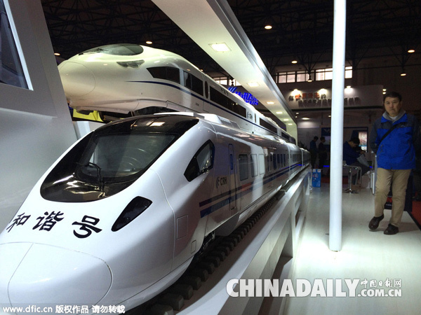 見證中國(guó)火車變遷史：從綠皮車到高鐵動(dòng)車