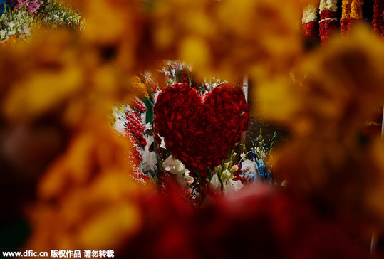 “情人節(jié)消費(fèi)潮”席卷亞太：你今天送了嗎？