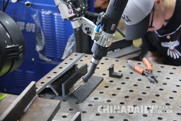 走進新時達機器人：深耕工業(yè)機器人的“工匠精神”