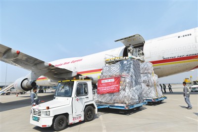 中歐班列“西安-莫斯科”開行 比海運節(jié)省30多天