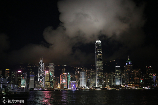 “祖國的支持令香港經(jīng)濟前景光明”：回歸20年，香港經(jīng)濟界“大咖”有話說